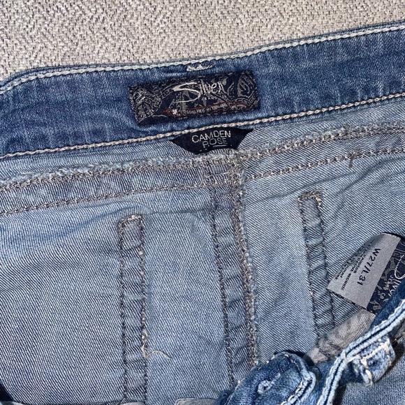 Silver Camden Rose Skinny Stretch Jean- Size 27 - Picture 4 of 6